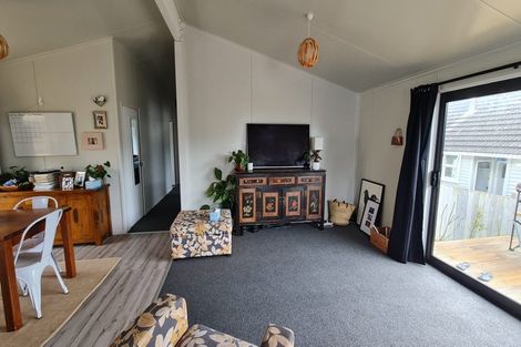Photo of property in 90 Dimock Street, Titahi Bay, Porirua, 5022