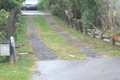 Photo of property in 7 Jenanne Place, Totara Vale, Auckland, 0629