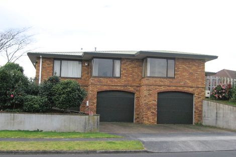 Photo of property in 6 Dallinger Street, St Andrews, Hamilton, 3200