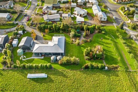 Photo of property in 17 Fergusson Avenue, Waipukurau, 4200