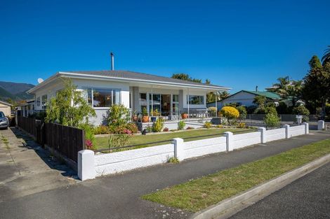 Photo of property in 58 Cambria Street, The Wood, Nelson, 7010