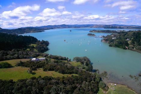 Photo of property in 225 Okura Bay Road, Totara North, Kaeo, 0479