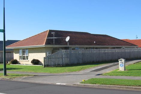 Photo of property in 8 Robin Brooke Drive, Flat Bush, Auckland, 2019