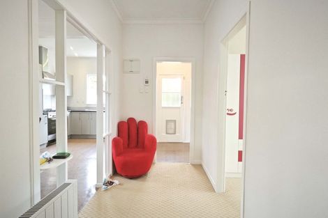 Photo of property in 85 Nile Road, Milford, Auckland, 0620