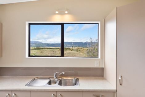 Photo of property in 46 Golf Road, Paraparaumu Beach, Paraparaumu, 5032