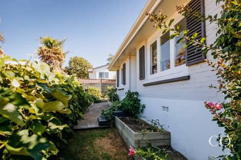 Photo of property in 132 Sutherland Road, Brookfield, Tauranga, 3110