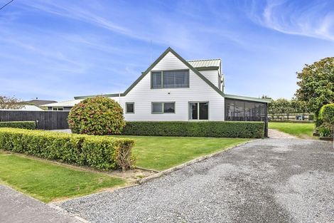 Photo of property in 19 Mclaughlins Road, Darfield, 7510