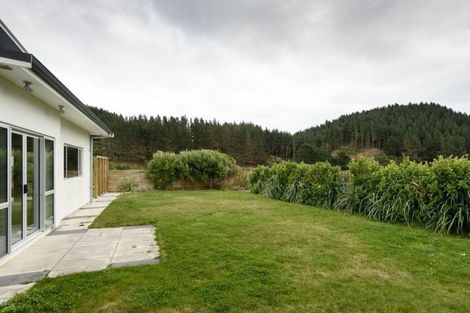 Photo of property in 3 Sedgley Grove, Churton Park, Wellington, 6037