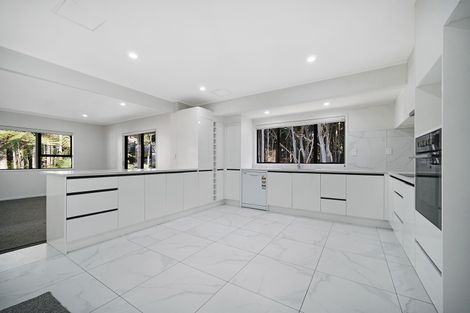 Photo of property in 30 Paulownia Place, Totara Heights, Auckland, 2105