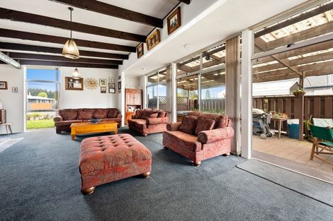 Photo of property in 28 Iles Road, Lynmore, Rotorua, 3010