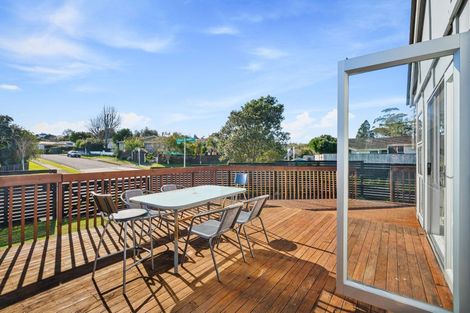 Photo of property in 44 Zita Maria Drive, Massey, Auckland, 0614