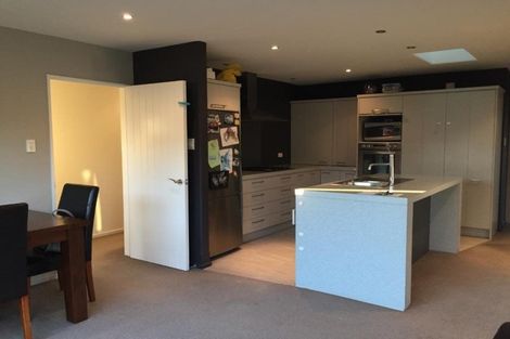 Photo of property in 26 Foresters Crescent, Parklands, Christchurch, 8083