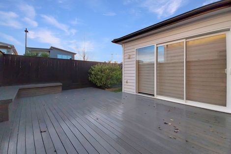 Photo of property in 34 Silvereye Road, Hobsonville, Auckland, 0616