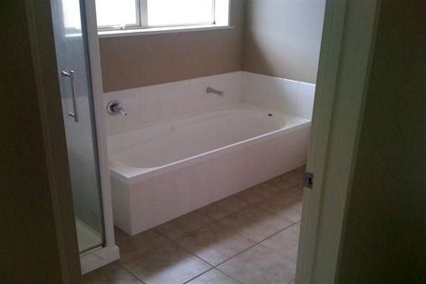 Photo of property in 49 Wiltshire Drive, Huntington, Hamilton, 3210