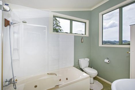 Photo of property in 3 Oakura Road, Oakura, Hikurangi, 0184