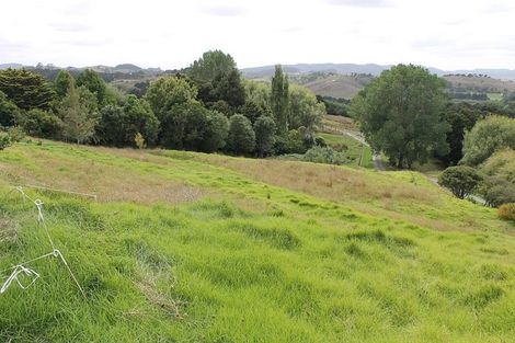 Photo of property in 79 Gorge Road, Maungaturoto, 0520