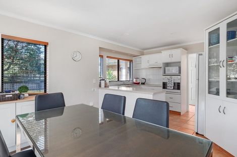 Photo of property in 128 Evans Road, Papamoa Beach, Papamoa, 3118