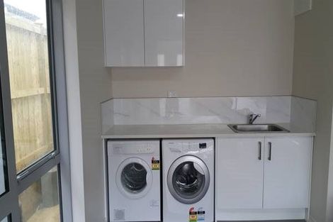 Photo of property in 3 Veneta Close, Flat Bush, Auckland, 2019