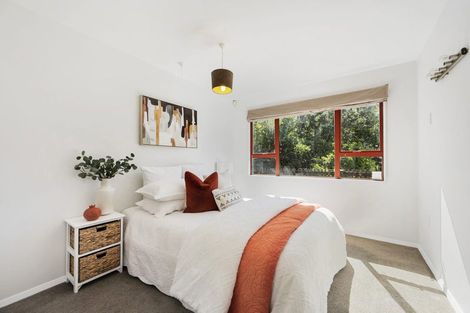 Photo of property in 29a Cave Road, Houghton Bay, Wellington, 6023