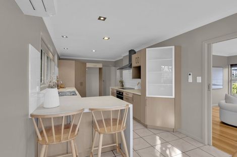 Photo of property in 8 Braid Road, St Andrews, Hamilton, 3200