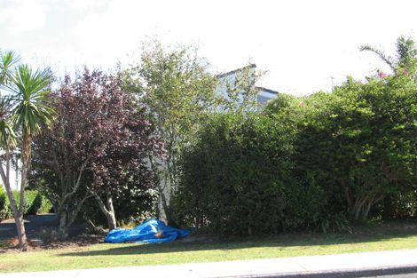 Photo of property in 3/68 Seaview Road, Castor Bay, Auckland, 0620