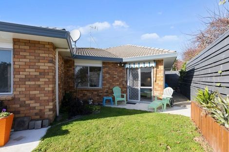 Photo of property in 2/304 Otumoetai Road, Otumoetai, Tauranga, 3110