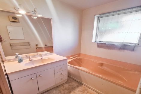 Photo of property in 260a Blenheim Road, Upper Riccarton, Christchurch, 8041