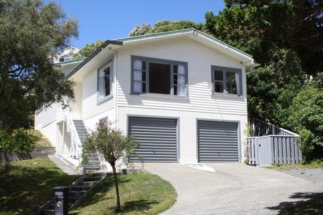 Photo of property in 10 Kamla Way, Khandallah, Wellington, 6035