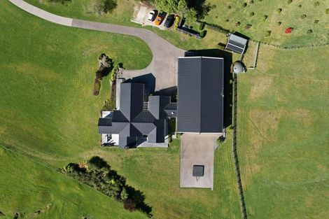 Photo of property in 28 Te Moenga Park, Acacia Bay, Taupo, 3330