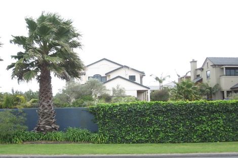 Photo of property in 199 Papamoa Beach Road, Papamoa Beach, Papamoa, 3118