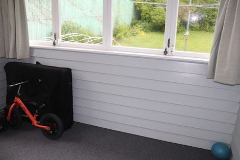 Photo of property in 19 Donald Street, Karori, Wellington, 6012