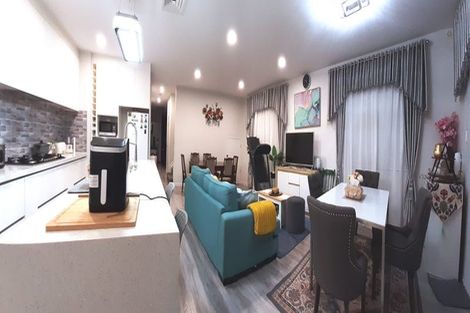 Photo of property in 22 Tinaku Road, Flat Bush, Auckland, 2019