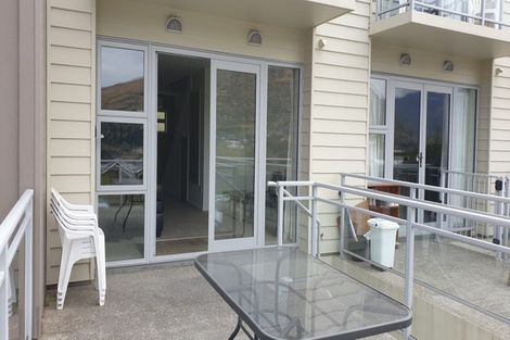 Photo of property in Remarkables Apartments, 4/658 Frankton Road, Queenstown, 9300