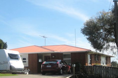 Photo of property in 50 Brois Street, Frankleigh Park, New Plymouth, 4310