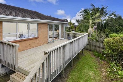 Photo of property in 2/148 Arran Road, Browns Bay, Auckland, 0630