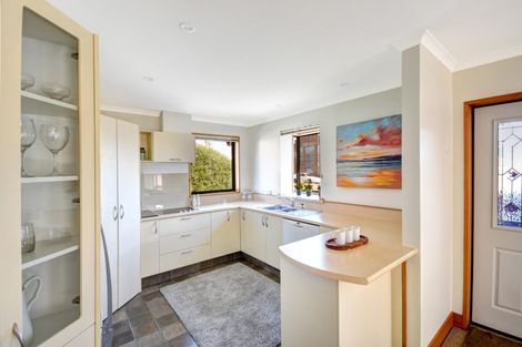 Photo of property in 33 Macandrew Road, South Dunedin, Dunedin, 9012