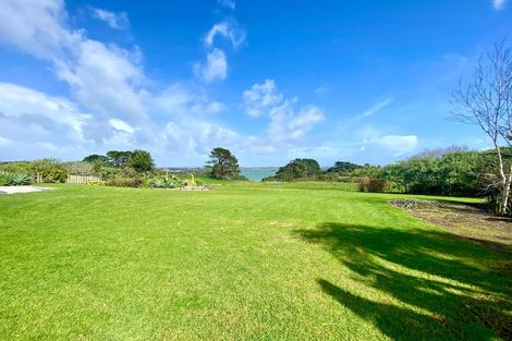 Photo of property in 86 Boyd Road, Clarks Beach, Pukekohe, 2679