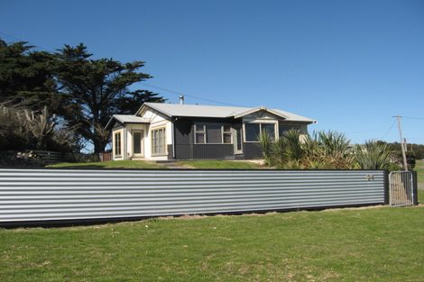 Photo of property in 24 Ngatiawa Street, Himatangi Beach, Foxton, 4891