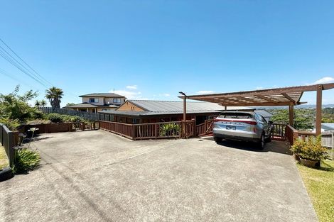 Photo of property in 113 Luckens Road, West Harbour, Auckland, 0618
