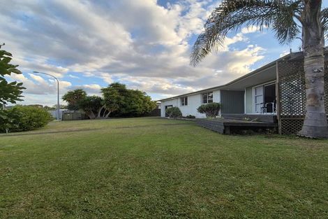 Photo of property in 1 Winning Terrace, Dinsdale, Hamilton, 3204