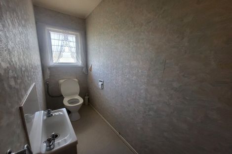 Photo of property in 5 Elizabeth Place, Mairangi Bay, Auckland, 0630