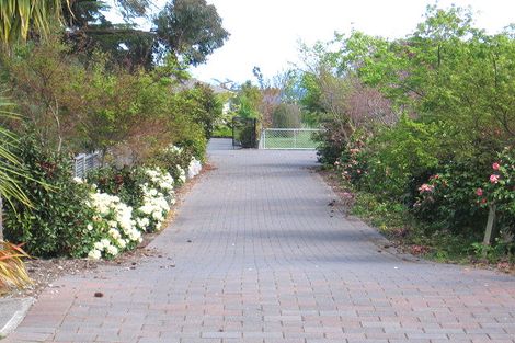 Photo of property in 10 Mahuta Road, Waitahanui, Taupo, 3378