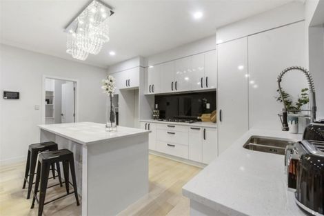 Photo of property in 1 Tirohanga Crescent, Stanmore Bay, Whangaparaoa, 0932