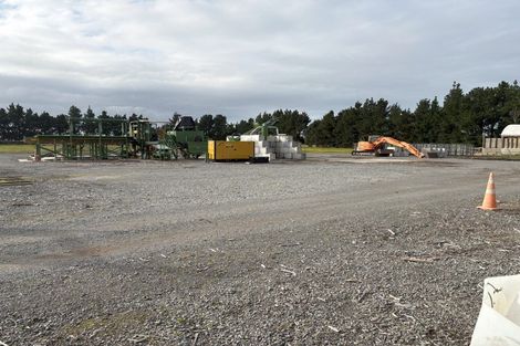 Photo of property in 588 Pound Road, Yaldhurst, Christchurch, 7676