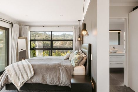 Photo of property in 18 Parlane Drive, Huapai, Kumeu, 0810