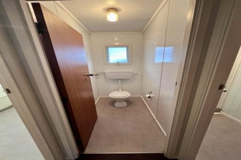Photo of property in 22 Kahurangi Place, Hillpark, Auckland, 2102