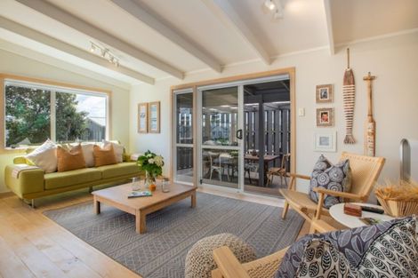 Photo of property in 17 Dornie Place, Omaha, Warkworth, 0986