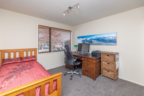 Photo of property in 7 Baltic Place, Northwood, Christchurch, 8051