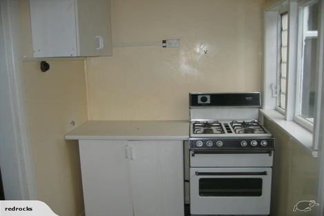 Photo of property in 16 Cruickshank Street, Kilbirnie, Wellington, 6022