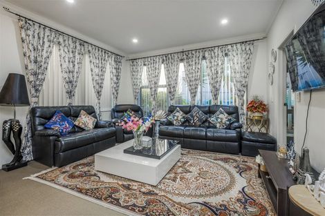 Photo of property in 30 Kuaka Drive, Takanini, 2112